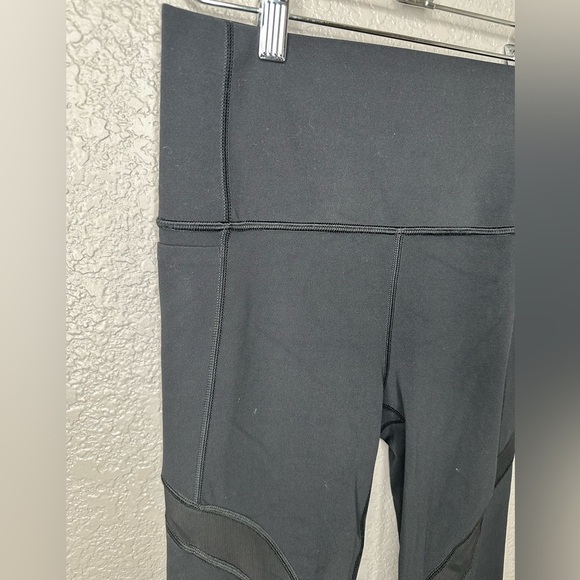 Athleta Salutation 7/8 Tight mesh black size XS - Picture 3 of 9